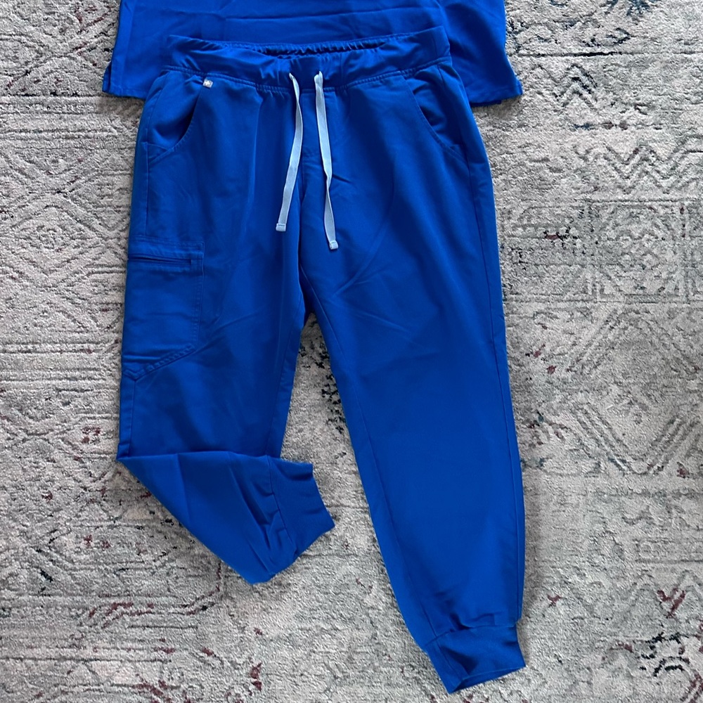 Figs Zamora joggers royal blue